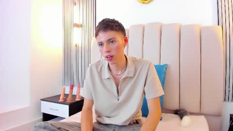 kenny_hank online show from 13, 7, 2026