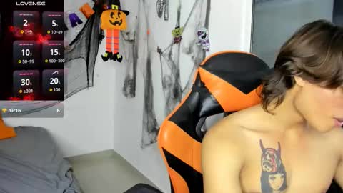 Snapshot of kenshi_roa chatting on 19, 10, 2025 kenshi_roa online show from 19, 10, 2025