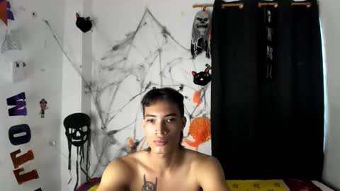 Snapshot of kenshi_roa chatting on 2, 11, 2025 kenshi_roa online show from 2, 11, 2025