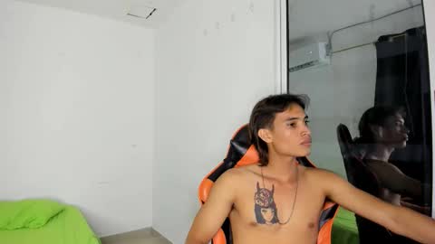 Snapshot of kenshi_roa chatting on 24, 11, 2025 kenshi_roa online show from 24, 11, 2025