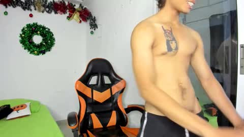 Snapshot of kenshi_roa chatting on 28, 11, 2025 kenshi_roa online show from 28, 11, 2025