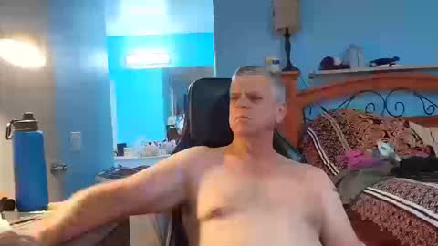 Snapshot of kent_ham chatting on 14, 10, 2025 kent_ham online show from 14, 10, 2025