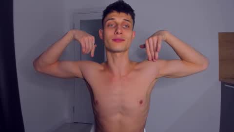 Snapshot of kenter_parker chatting on 25, 10, 2025 Peter online show from 25, 10, 2025