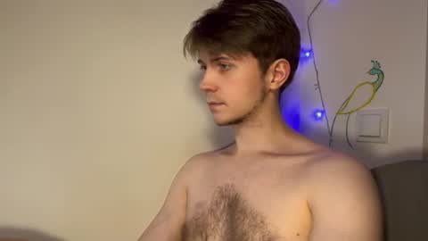 Snapshot of kero180 chatting on 14, 7, 2026 Kero online show from 14, 7, 2026