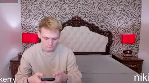 kerry_niki online show from 19, 2, 2025