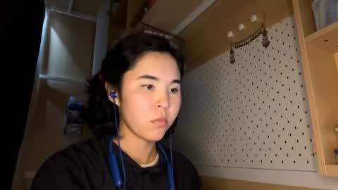 Jenny  online show from 14, 4, 2026