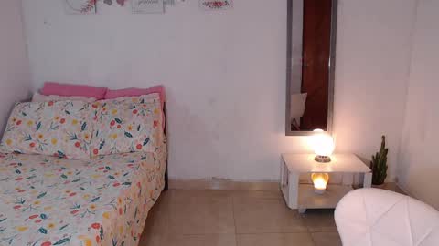 Snapshot of kesha_brooks chatting on 30, 1, 2025 Mia online show from 30, 1, 2025