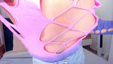 KatrinaKetrin online show from 8, 11, 2025