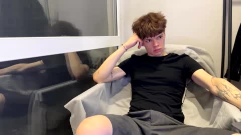 Snapshot of kevin_bucks chatting on 8, 2, 2026 Kevin online show from 8, 2, 2026