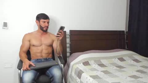 kevin_malone22 online show from 25, 2, 2025