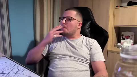 Kevinn online show from 17, 10, 2025