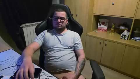 Snapshot of kevinnlovely95 chatting on 31, 1, 2026 Kevinn online show from 31, 1, 2026