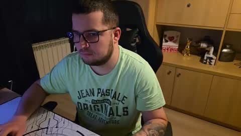 Snapshot of kevinnlovely95 chatting on 9, 2, 2026 Kevinn online show from 9, 2, 2026