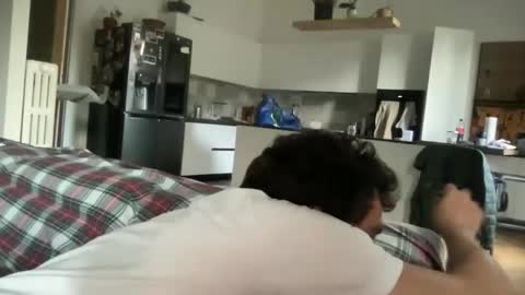 kevinpillobello online show from 16, 4, 2026