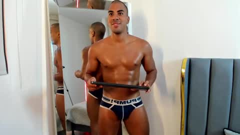 Snapshot of kevinxblack chatting on 28, 9, 2025 sebastian online show from 28, 9, 2025