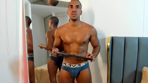 Snapshot of kevinxblack chatting on 19, 10, 2025 sebastian online show from 19, 10, 2025