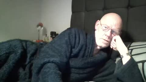 Snapshot of kevlooking4sez chatting on 2, 1, 2025 kevlooking4sez online show from 2, 1, 2025