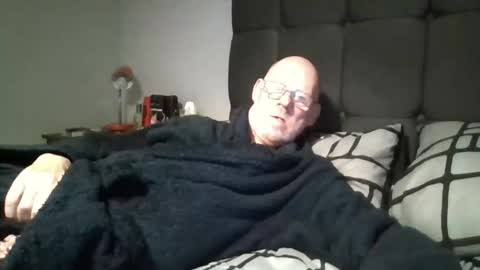 Snapshot of kevlooking4sez chatting on 12, 3, 2025 kevlooking4sez online show from 12, 3, 2025