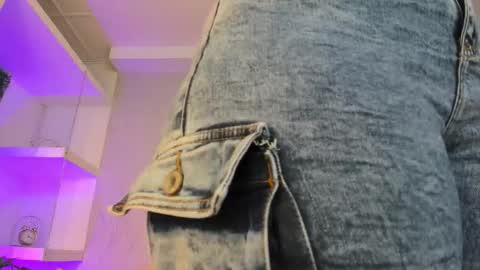 Keyla  online show from 3, 12, 2025