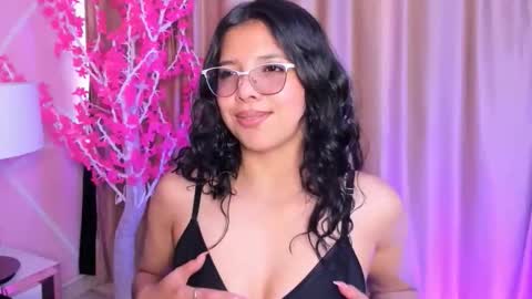 Keyla noa online show from 28, 2, 2026