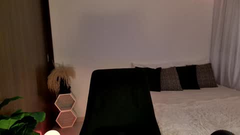 Snapshot of keylamiller1 chatting on 18, 12, 2024 Keyla online show from 18, 12, 2024