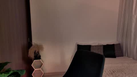 Snapshot of keylamiller1 chatting on 20, 12, 2024 Keyla online show from 20, 12, 2024