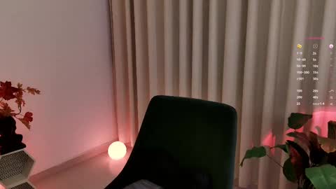 Snapshot of keylamiller1 chatting on 7, 11, 2025 Keyla online show from 7, 11, 2025