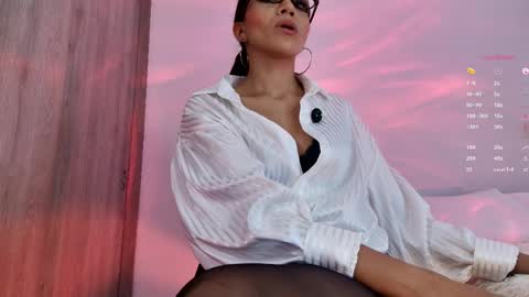 Snapshot of keylamiller1 chatting on 21, 5, 2026 Keyla online show from 21, 5, 2026