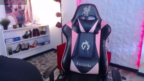 Snapshot of keylathomson chatting on 16, 9, 2025 Keyla online show from 16, 9, 2025