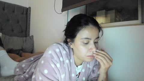 Laura online show from 1, 2, 2025