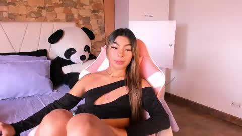 Khami online show from 15, 7, 2026