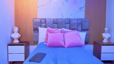 khalifa online show from 3, 11, 2025