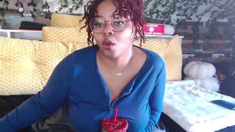 Snapshot of khayaparker chatting on 7, 1, 2025 Khaya online show from 7, 1, 2025