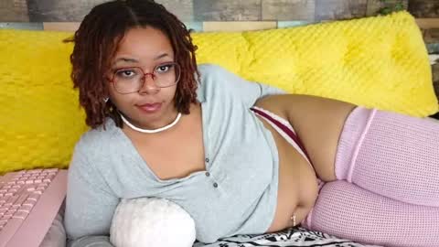 Snapshot of khayaparker chatting on 29, 9, 2025 Khaya online show from 29, 9, 2025