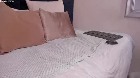 Khloe Cute online show from 22, 4, 2026