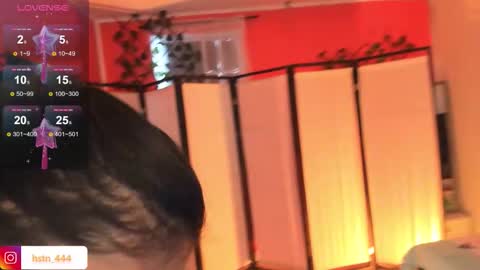 Khloe online show from 4, 11, 2025