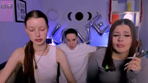 khloebeauty online show from 6, 2, 2026