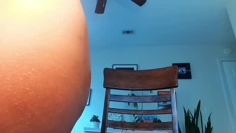 Khloe online show from 8, 1, 2026