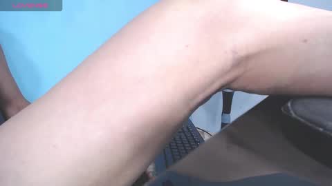 Snapshot of khoraymabitch chatting on 22, 10, 2025 khoraymabitch online show from 22, 10, 2025