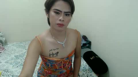 Khylle 27 online show from 14, 11, 2025