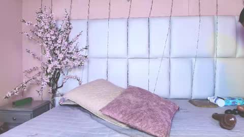 Snapshot of kiana_cream chatting on 9, 2, 2025 N M online show from 9, 2, 2025