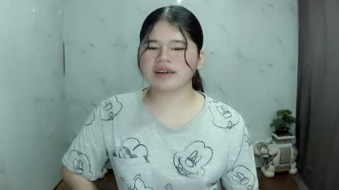 Your SweetGirl Ts online show from 17, 2, 2025