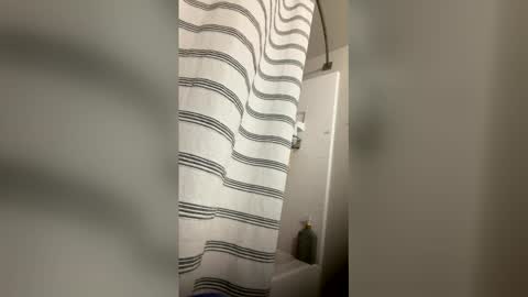 kiannaluv online show from 6, 3, 2026