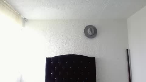 Adrian  Chlloe online show from 29, 10, 2025