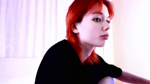 Kira online show from 10, 4, 2026