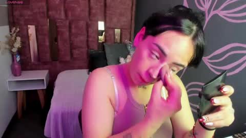 KIARA FOX online show from 15, 4, 2026