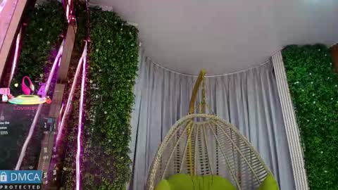 Kiara Zahiri online show from 11, 9, 2025