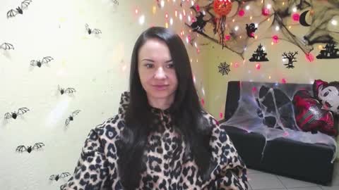 Snapshot of kiaracriegs chatting on 24, 10, 2025 Kara online show from 24, 10, 2025