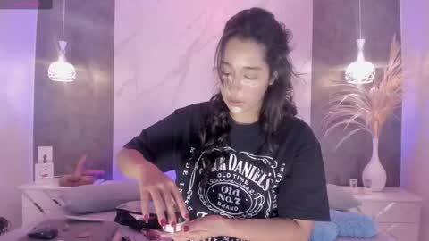 Snapshot of kiiimthompson chatting on 1, 10, 2025 Kim Thompson online show from 1, 10, 2025