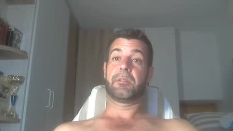 Snapshot of kikehotmachine chatting on 19, 9, 2025 HotMachine online show from 19, 9, 2025